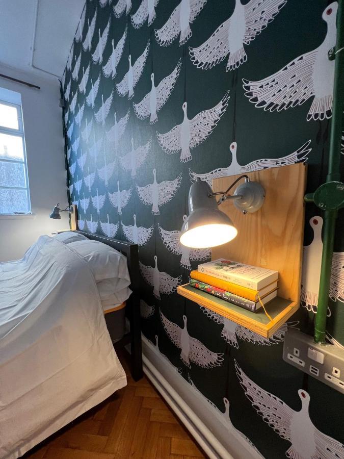 The Bristol Wing Hostel Εξωτερικό φωτογραφία