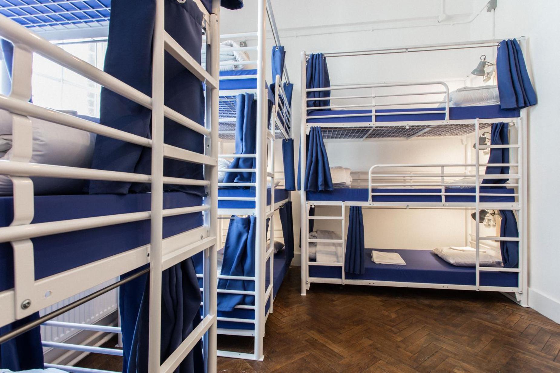 The Bristol Wing Hostel Εξωτερικό φωτογραφία